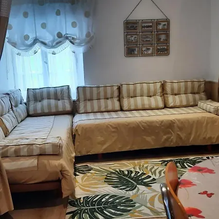 Maison Charmante A *