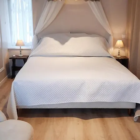Maison Charmante A *